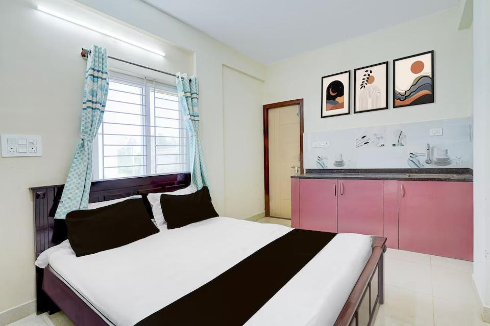 Bed & Breakfast Paradise Living